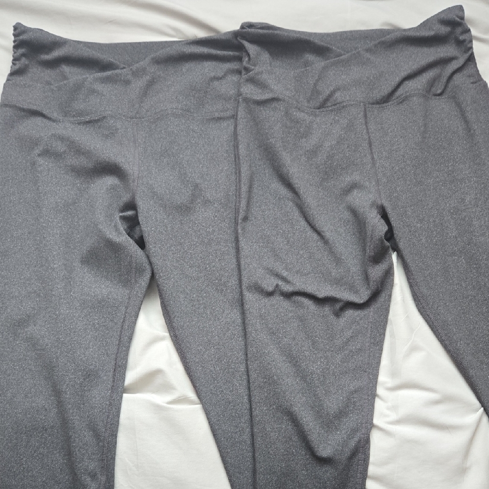 Earth Yoga Heather Gray Leggings